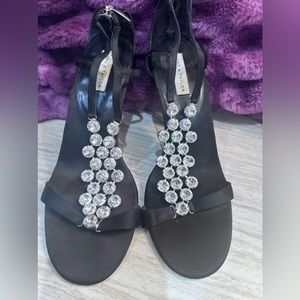 Lord & Taylor silhouette heels with rhinestones size 9M